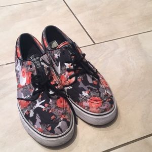 Stefan Janoskis Orange Digi Floral